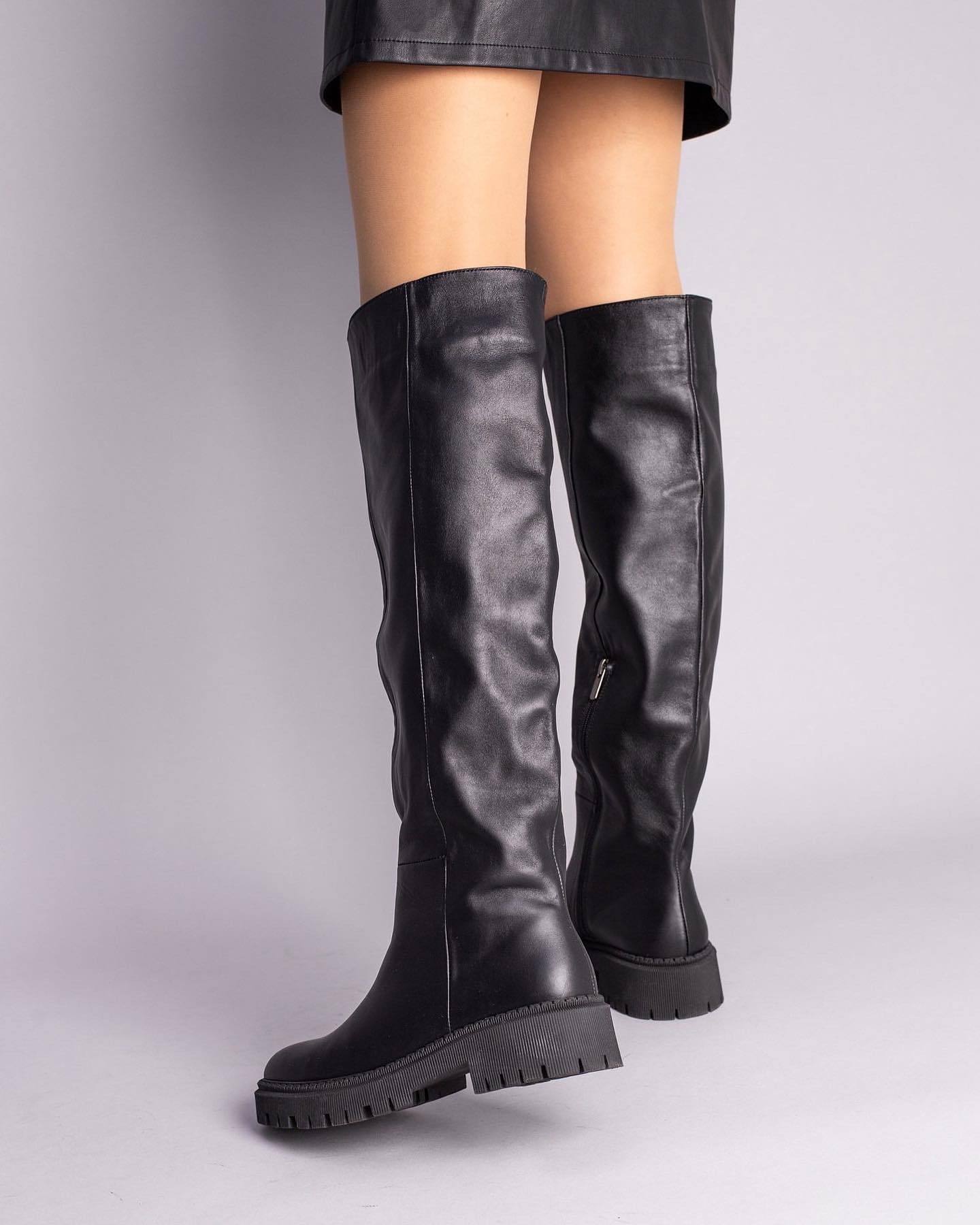 Black Comfort Side Zipper Long Flat Boots