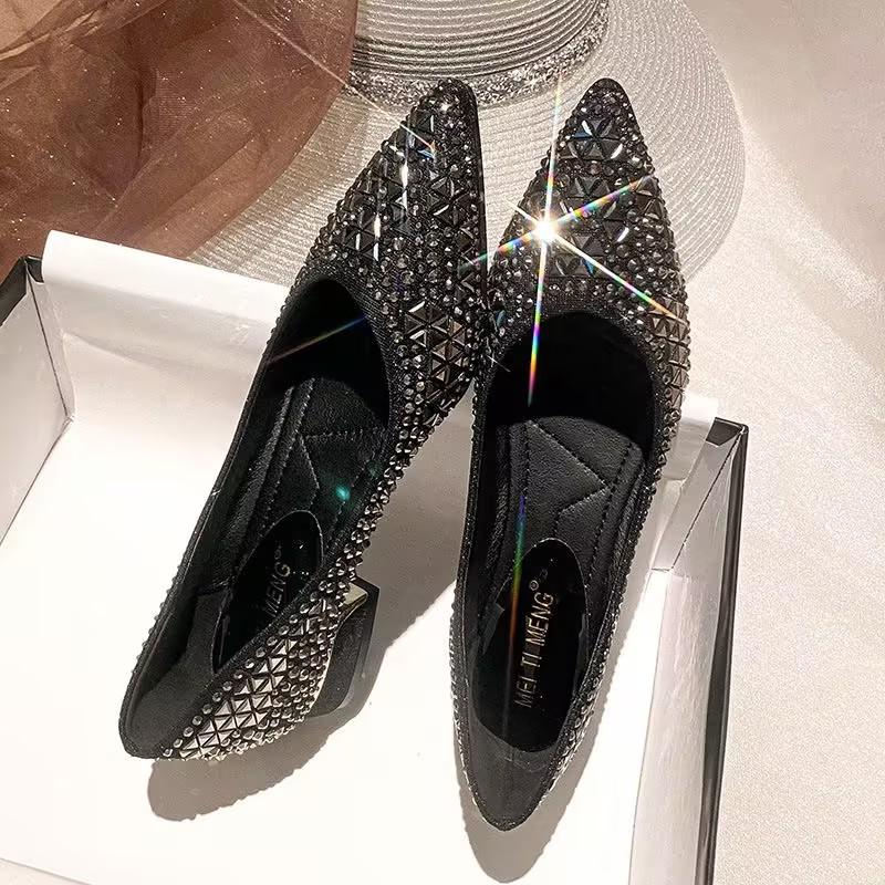 Low Heel Rhinestone Soft Sole Shoes