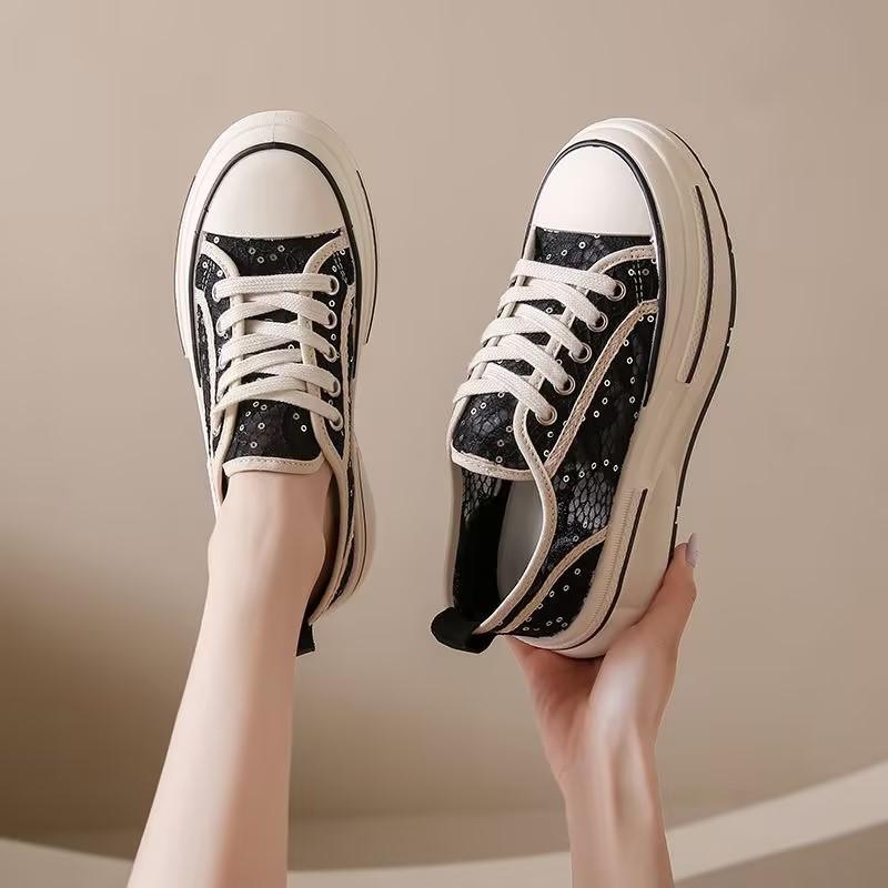 Fashion Sequins Lace Canvas Shoes