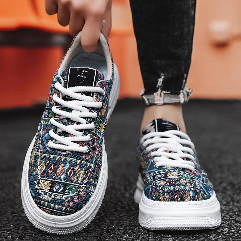 Trendy embroidery breathable lace-up men's platform casual sneakers