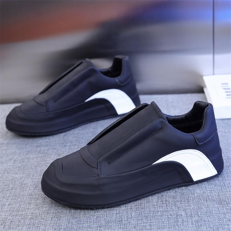 Stylish leather non-slip anti-odor men's slip-on flat shoes