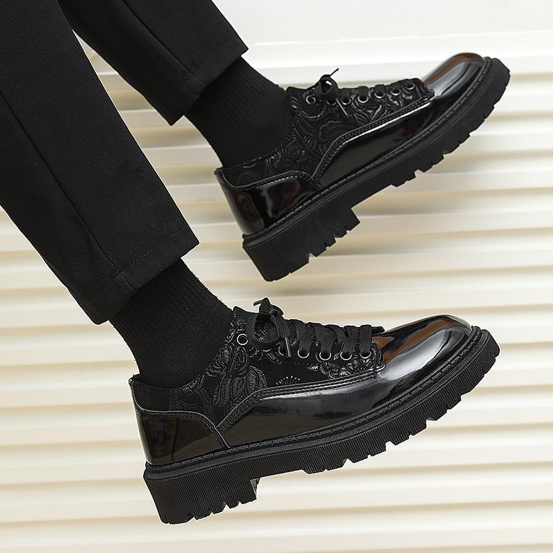 Trendy embroidered breathable thick-soled lace-up casual men's leather shoes