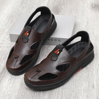 Summer new cowhide casual lightweight soft sole men's beach sandals