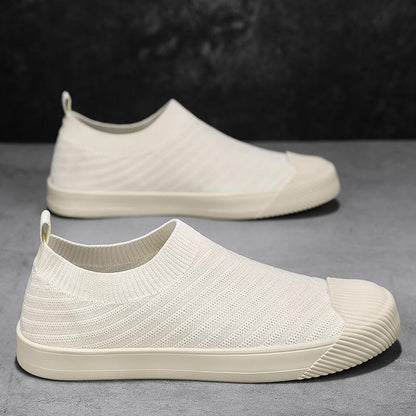 New breathable comfortable fly-woven slip-on men's casual shoes