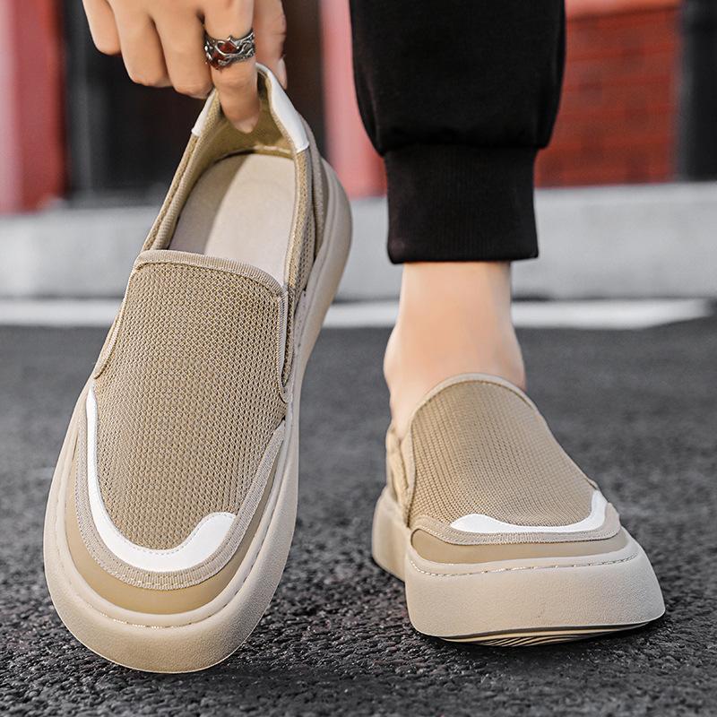 Breathable soft sole anti-odor men's slip-on shoes