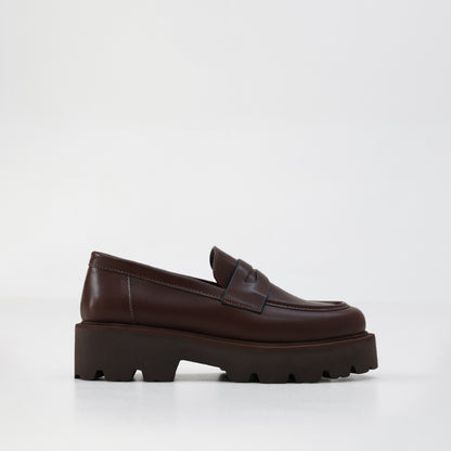 Trendy and comfortable soft leather loafers