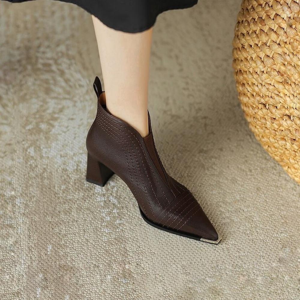 Light Luxury Niche Pointed Toe Chunky Heel Iron Toe Boots <Two Colors>