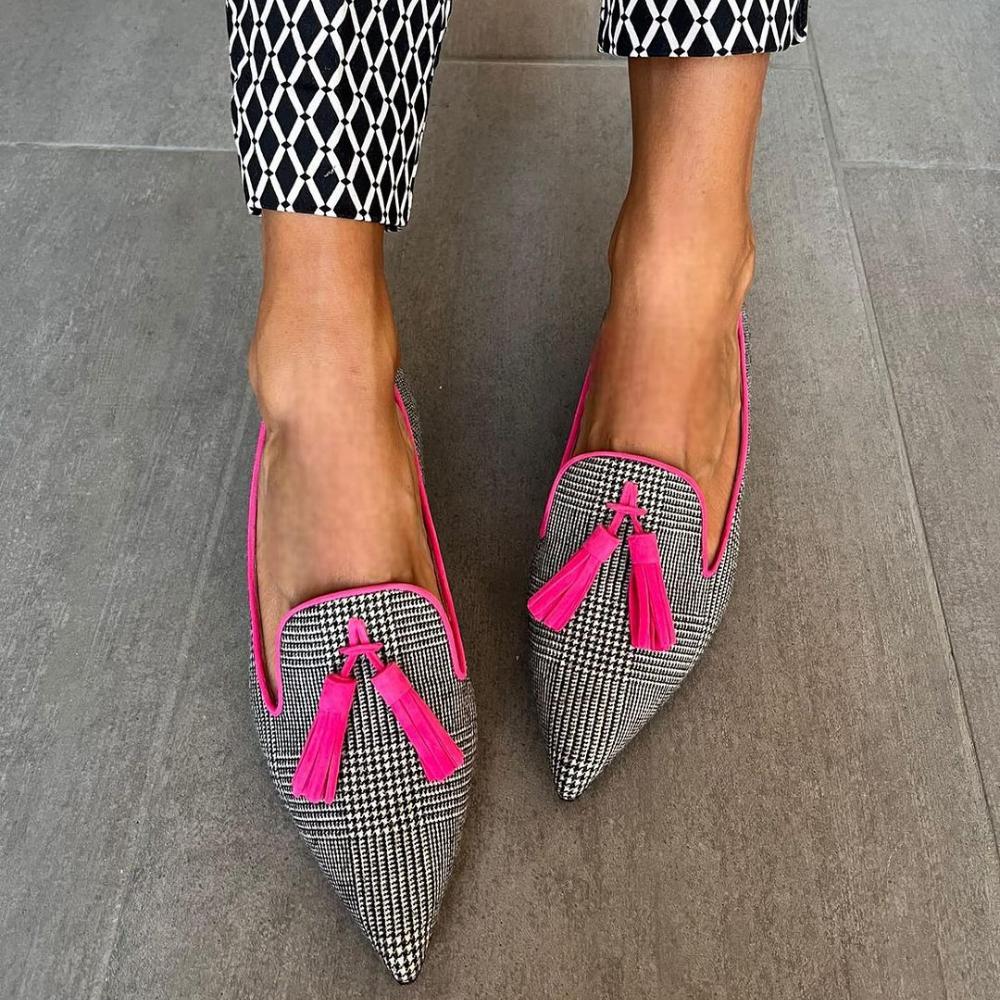 Black and White Checkered Pink Spike Flats