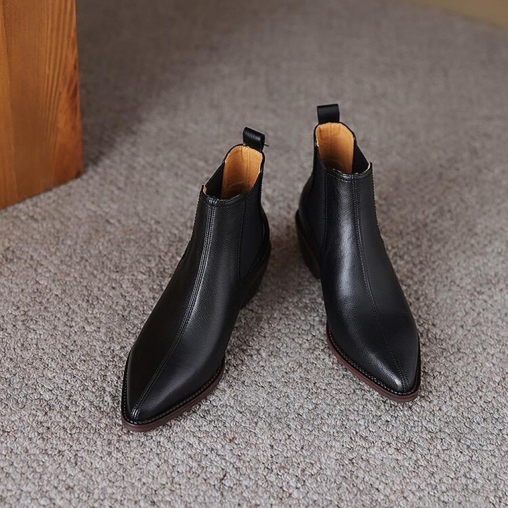 Temperament Formal Pointed Toe Chelsea