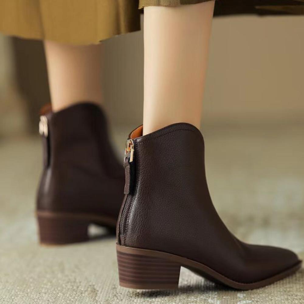 Niche Back Zipper Pointed Toe Chelsea Chunky Heel Fashion Boots<Three colors>