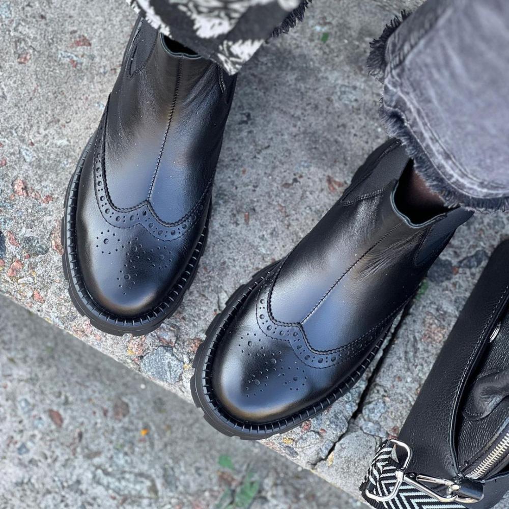 Vintage Delicate Sculpted Patchwork Chelsea Boots