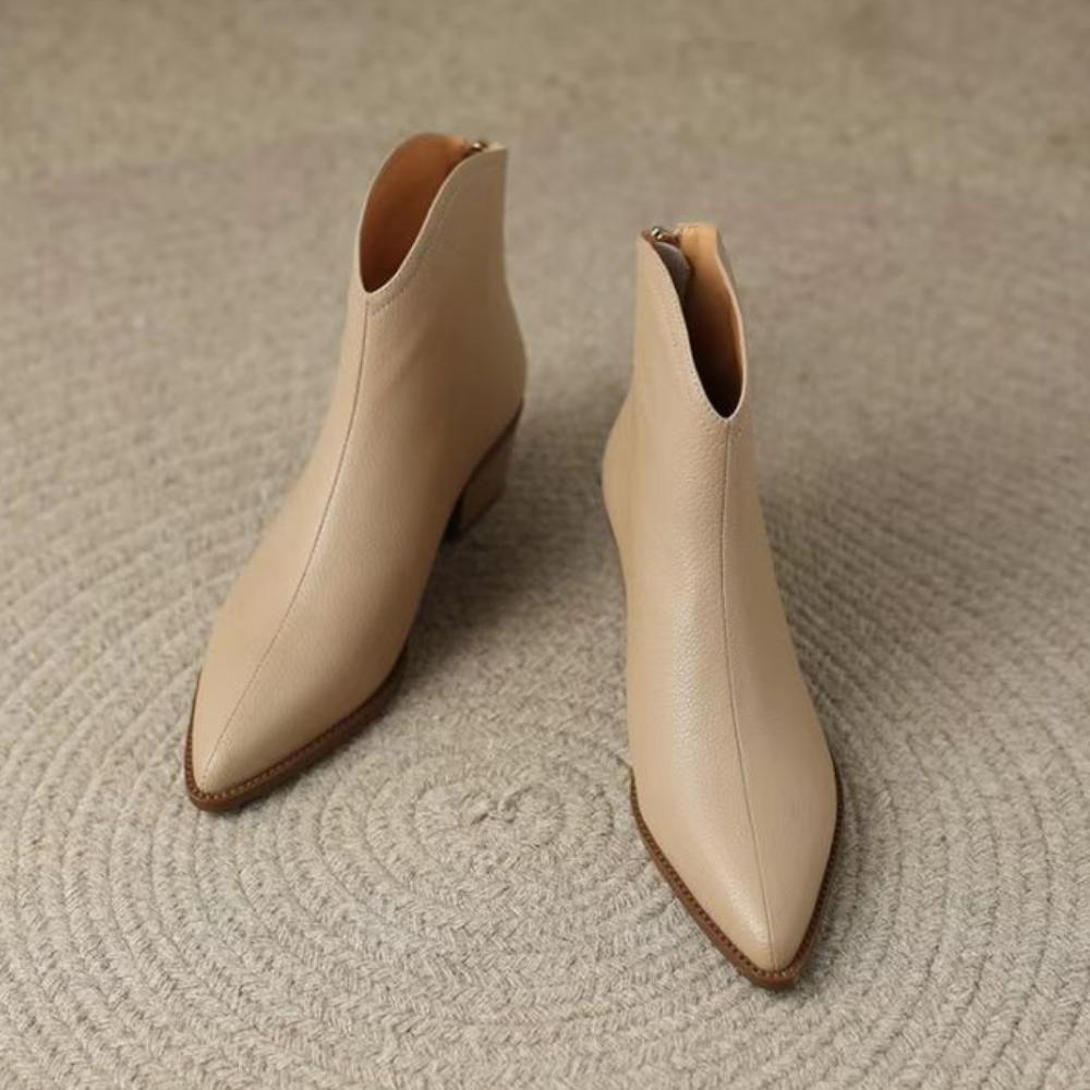 Niche Back Zipper Pointed Toe Chelsea Chunky Heel Fashion Boots<Three colors>