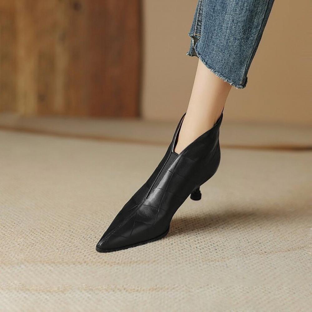 Casual V Mouth Slim Heel Pointed Toe Chelsea Boots