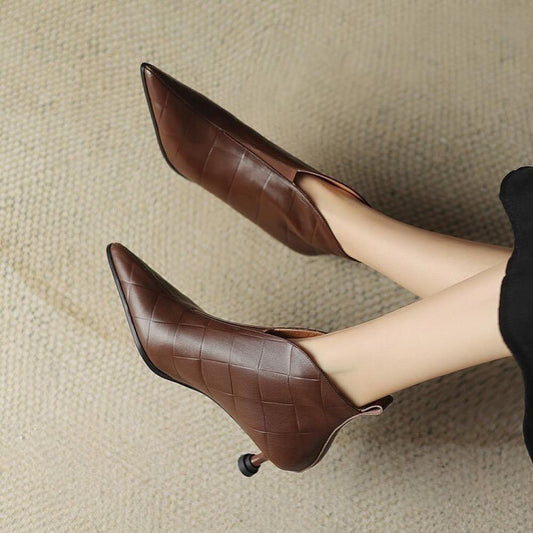 Casual V Mouth Slim Heel Pointed Toe Chelsea Boots