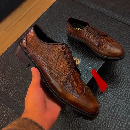 Vintage Textured Crocodile Embossed Leather Shoes