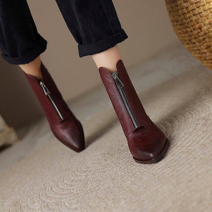 Design Pointed Toe Micro Heel Front Zipper Boots <Two Colors>