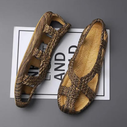 Retro trendy woven breathable men's personalized soft-soled beach sandals