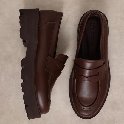 Trendy and comfortable soft leather loafers