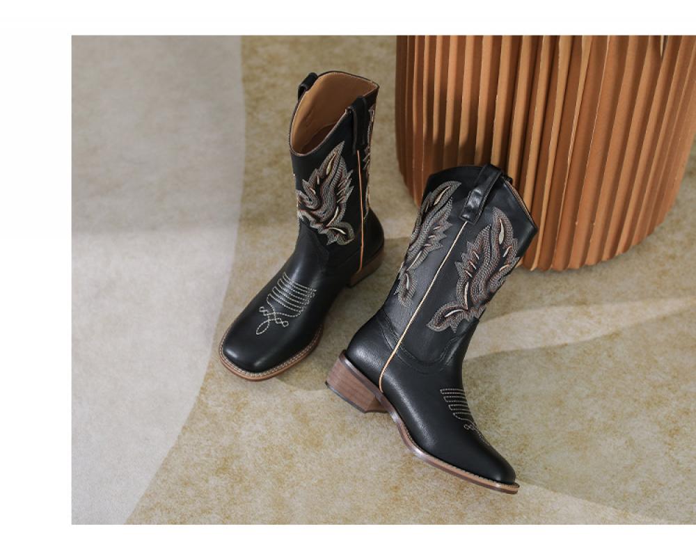 Western Cowboy Boots Embroidered Leather Mid Calf Rider Boots