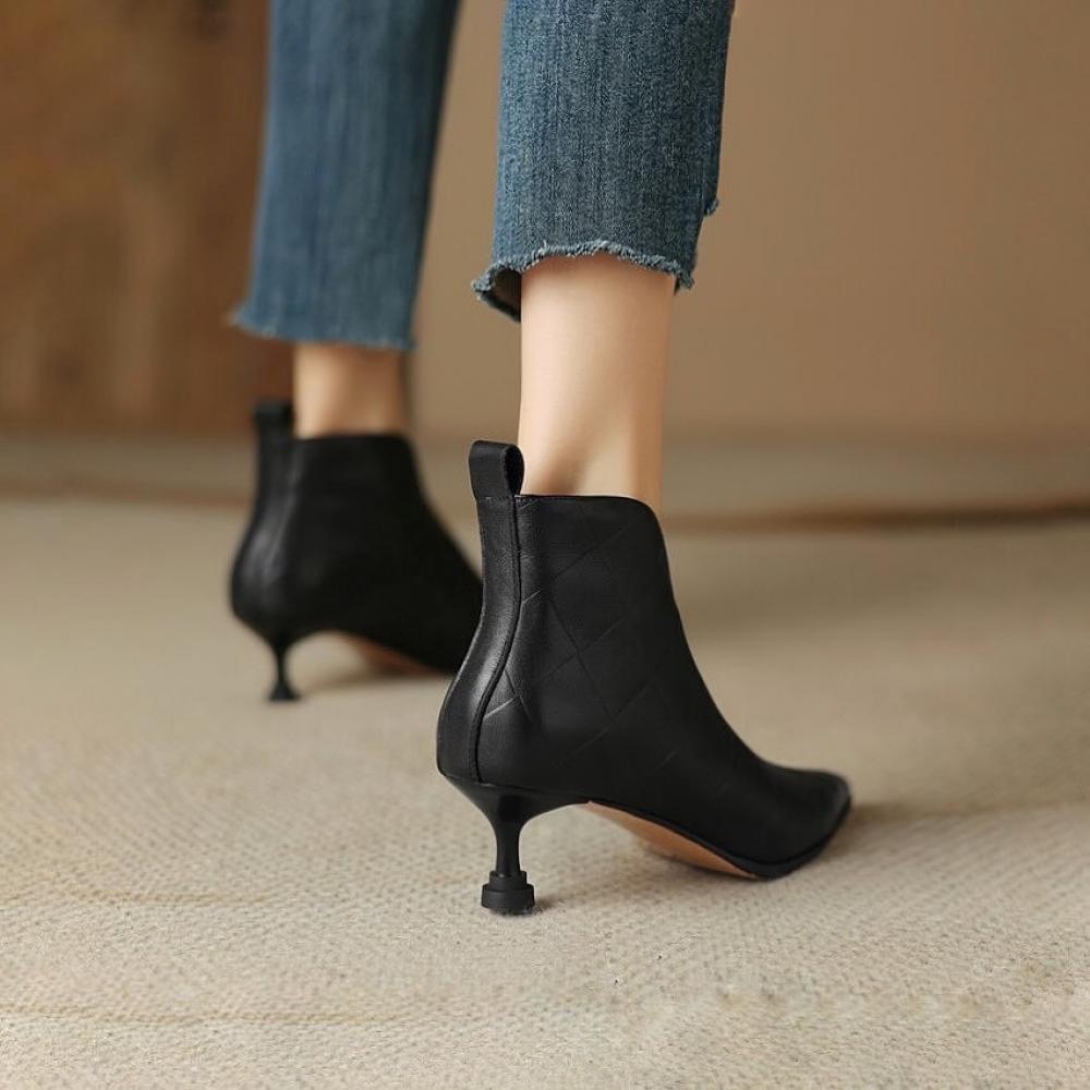 Casual V Mouth Slim Heel Pointed Toe Chelsea Boots