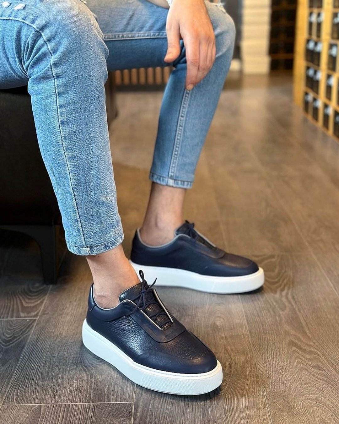 Minimalist Textured Lace-Up Casual Shoes