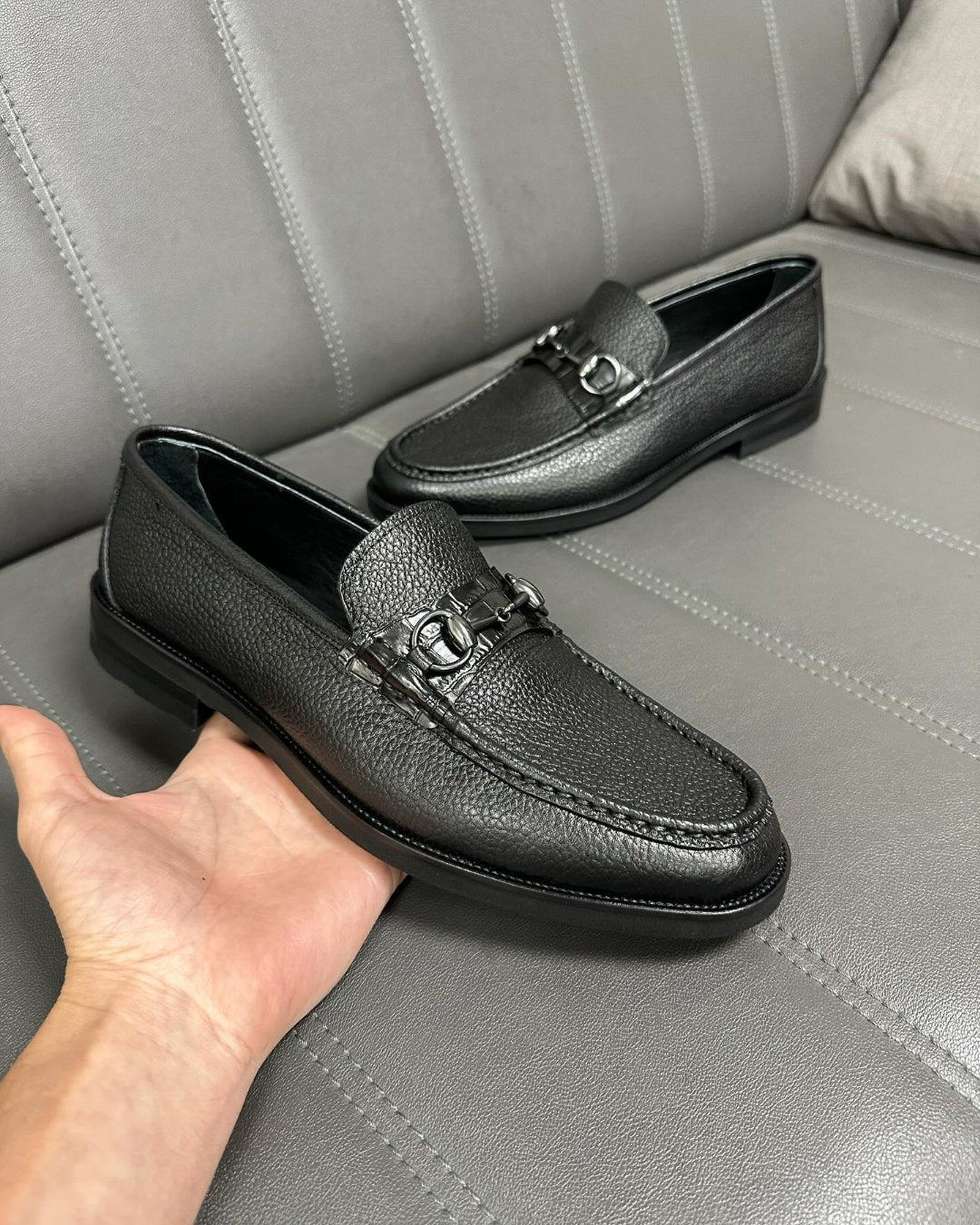 Casual lightweight textured loafers