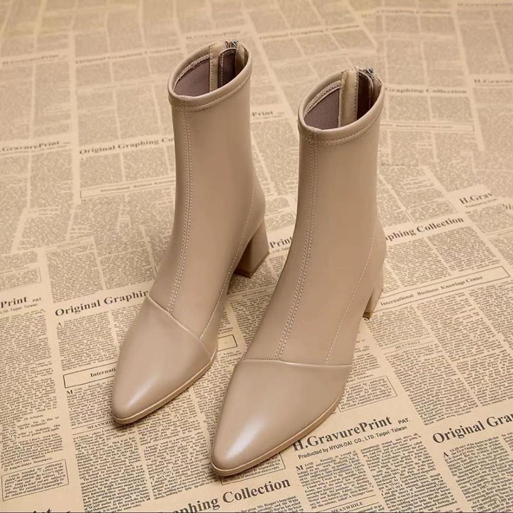 Pointed toe chunky heel short fashion boots