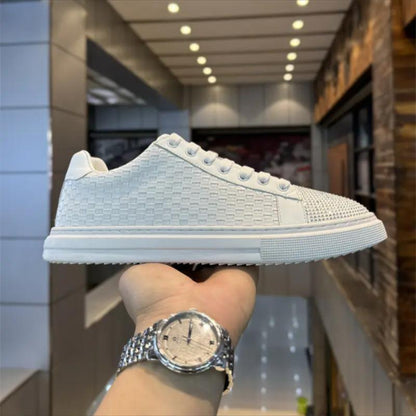 Trendy diamond men's casual sneakers