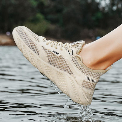 Stylish mesh breathable sneakers